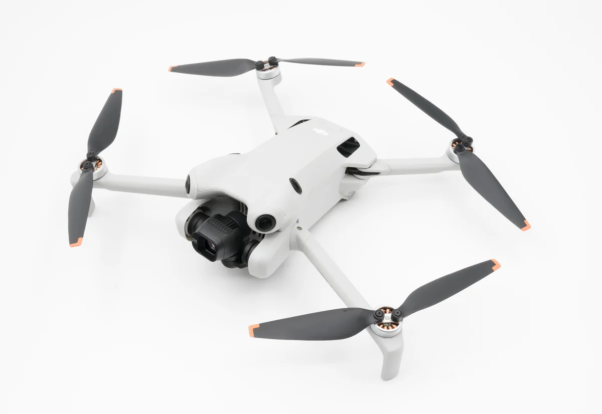 dji-mini-4-pro-rotazione-verticale-telecamera